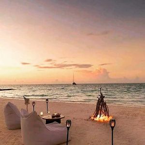 Sporkoey Hotel & Beach Club